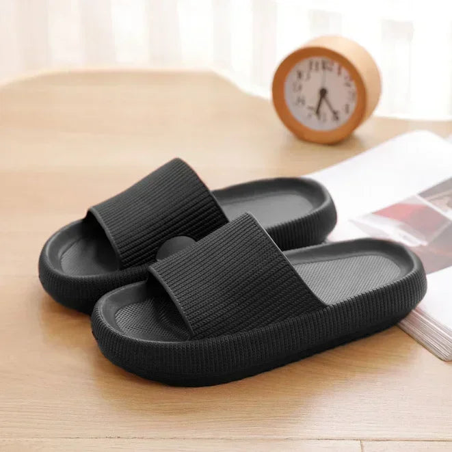 Cloud Comfort Slippers – Ultra Soft & Lightweight