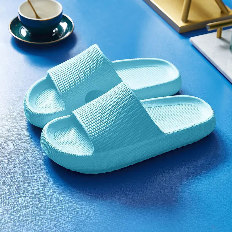 Cloud Comfort Slippers – Ultra Soft & Lightweight